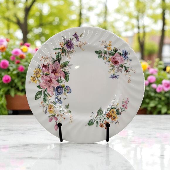 Royal Doulton Arcadia Salad Plate 8” Floral English Fine Bone China - Picture 1 of 5